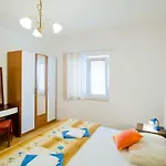 Diki Gostinjska kuća