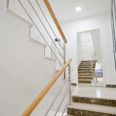 Gasthuis Diki Makarska