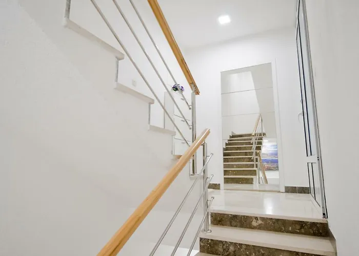 Guest house Diki Makarska