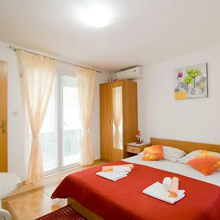 بيت ضيافة Diki